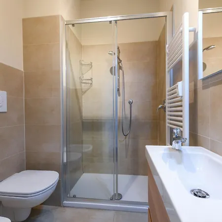 Desenzanoloft Official Partner Marriott Homes & - Jack's Penthouse Desenzano del Garda